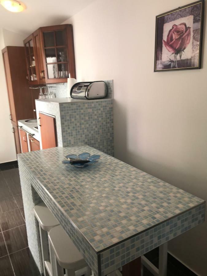 Sara Apartments Baška Voda المظهر الخارجي الصورة